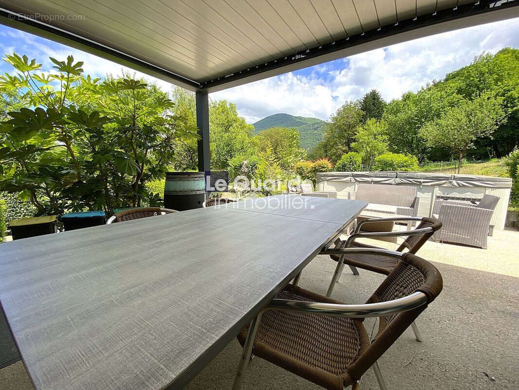 Maison 159 m² à Saint-Pierre-De-Mesage  - photo 9