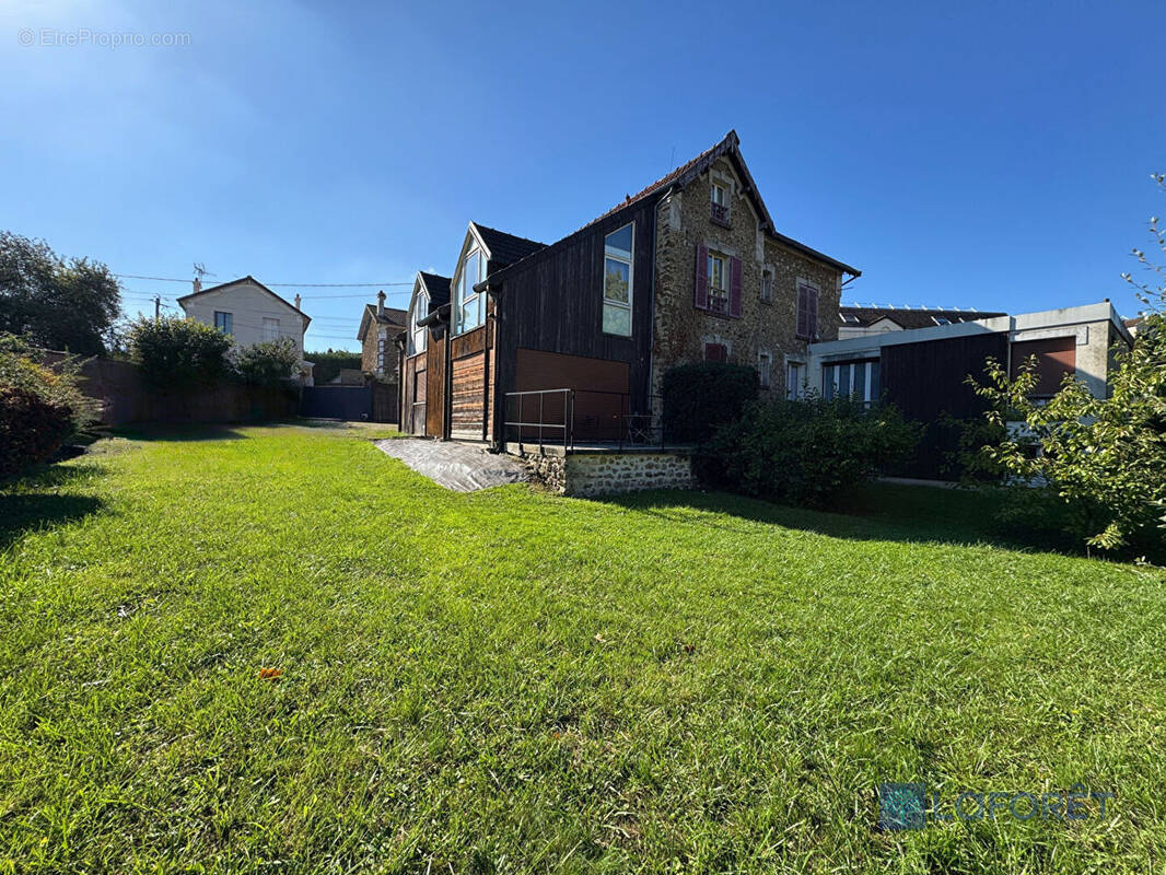 Appartement à ARPAJON