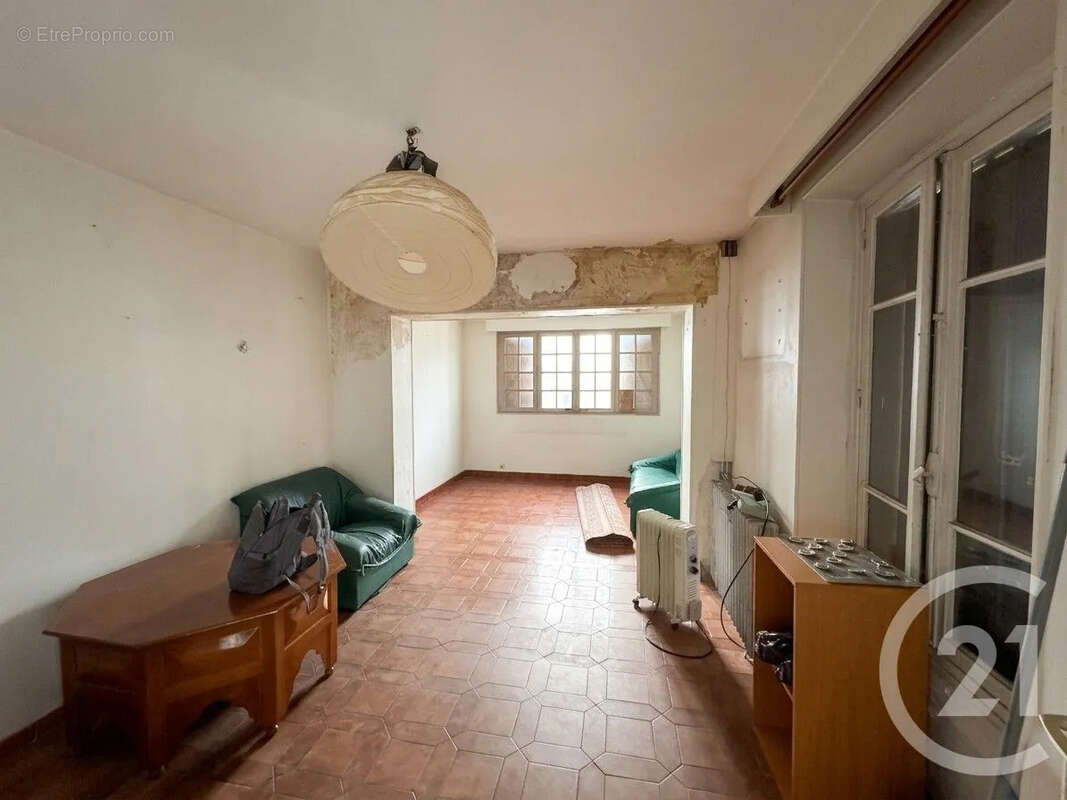 Maison 96 m² à Saint-Maur-Des-Fosses  - photo 3