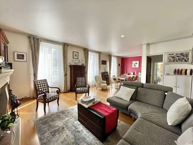 Maison à MAISONS-ALFORT