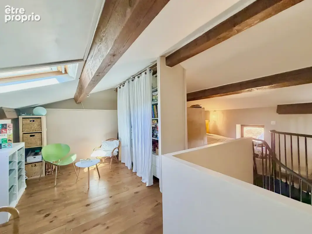 Maison Bully 110 m2 - 3 chambres, Piscine. - photo 17
