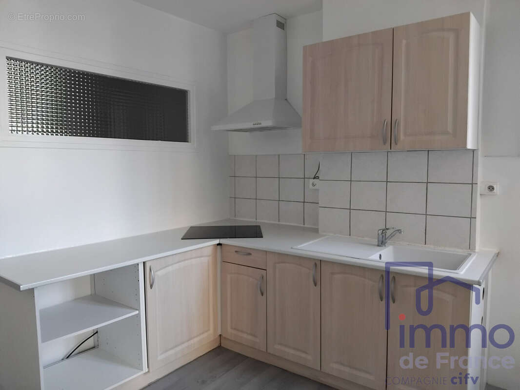 Appartement à SAINT-ETIENNE