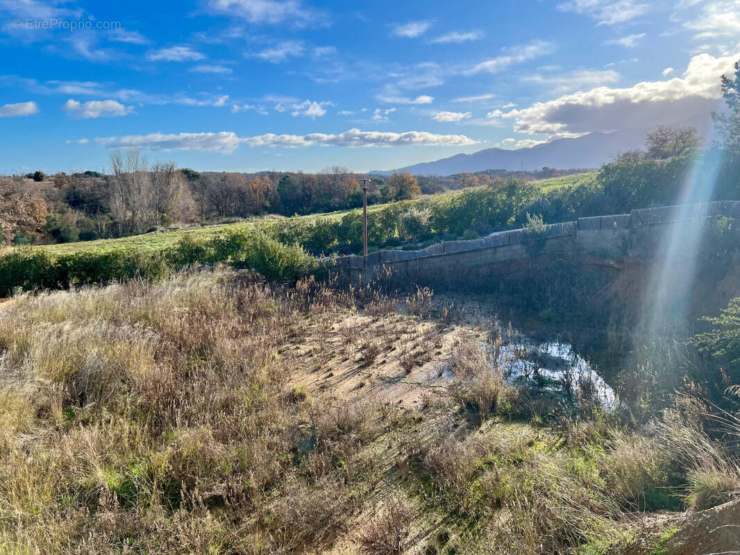 Terrain à TRESSERRE