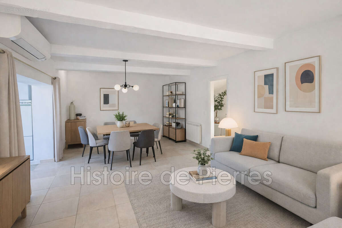 Maison à PLAN-DE-LA-TOUR