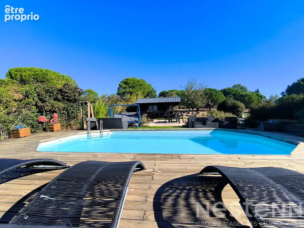 Villa de plain-pied de 158 m² avec studio, piscine et 1,5 hectare de terrain - photo 21