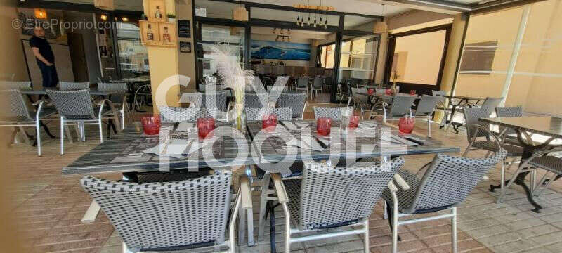 Commerce à SAINTE-MARIE