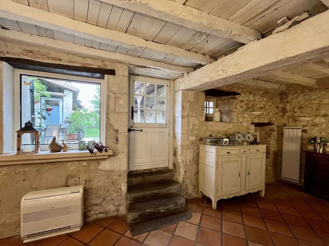 Maison à VANXAINS