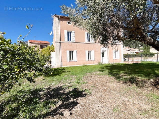 Maison à LA FARLEDE