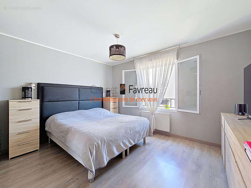 Maison à SAINT-GERMAIN-LES-ARPAJON