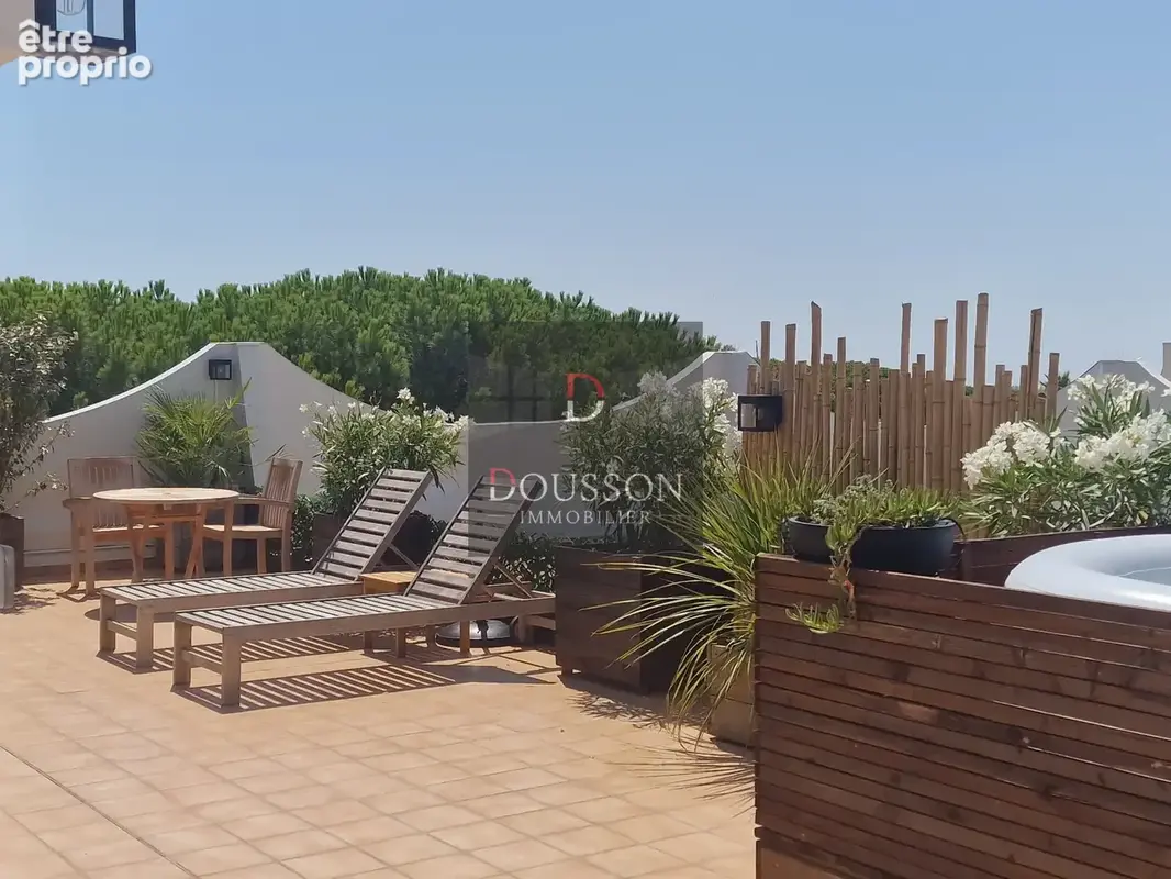 Exclusivité   Appartement P4 avec vue mer avec terrasse 105 m2 PARKING ET DOUBLE GARAGE - photo 3