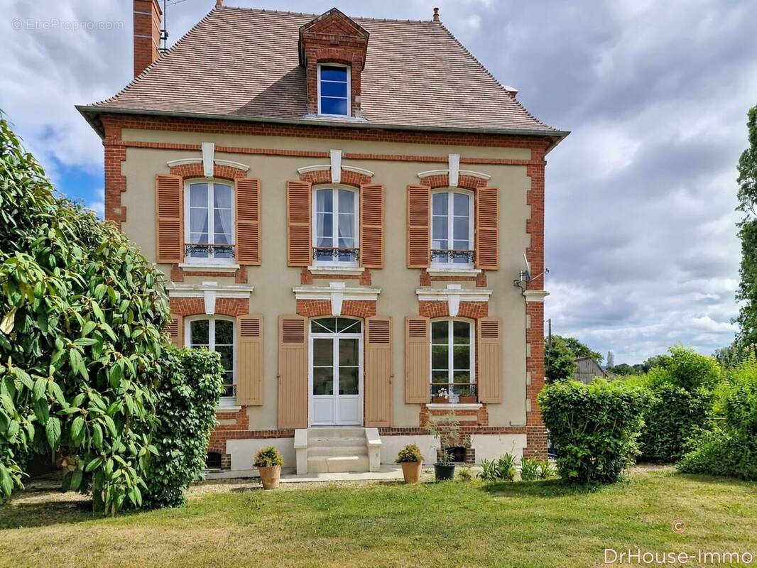 Maison à PERCY-EN-AUGE
