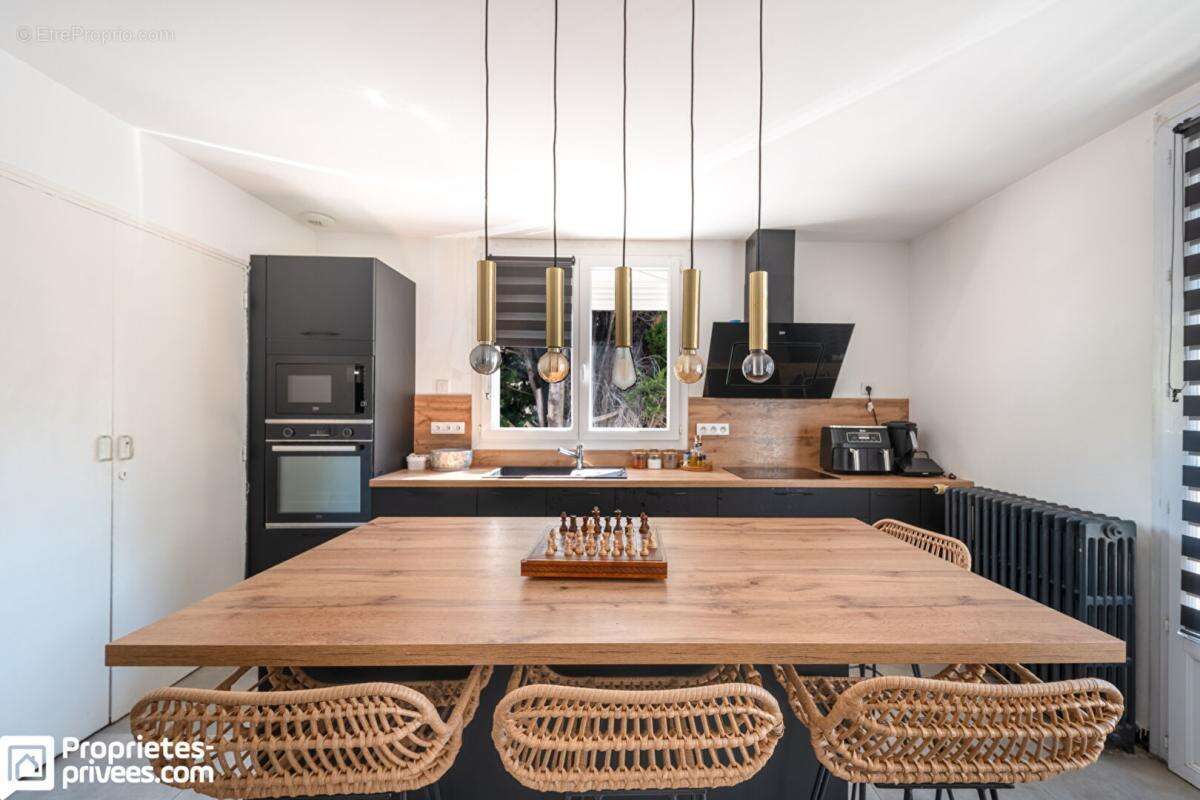Ensemble immobilier Avignon 8 pièce(s) 180 m2 - photo 2