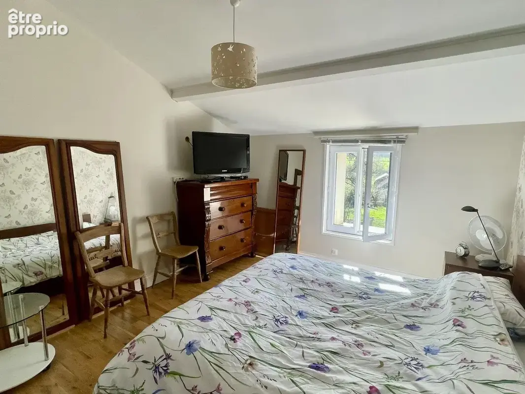 Grande maison de 3 chambres et gîte attenant, pas de travaux, commerces à Aulnay à 4 km - photo 14