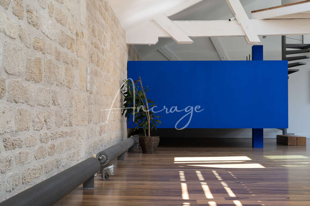 BORDEAUX CHARTRONS   CAMILLE GODARD Ancienne tonnellerie réhabilitée en loft d'exception - photo 3