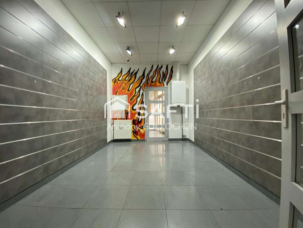 Photo 3 - Commerce à REIMS