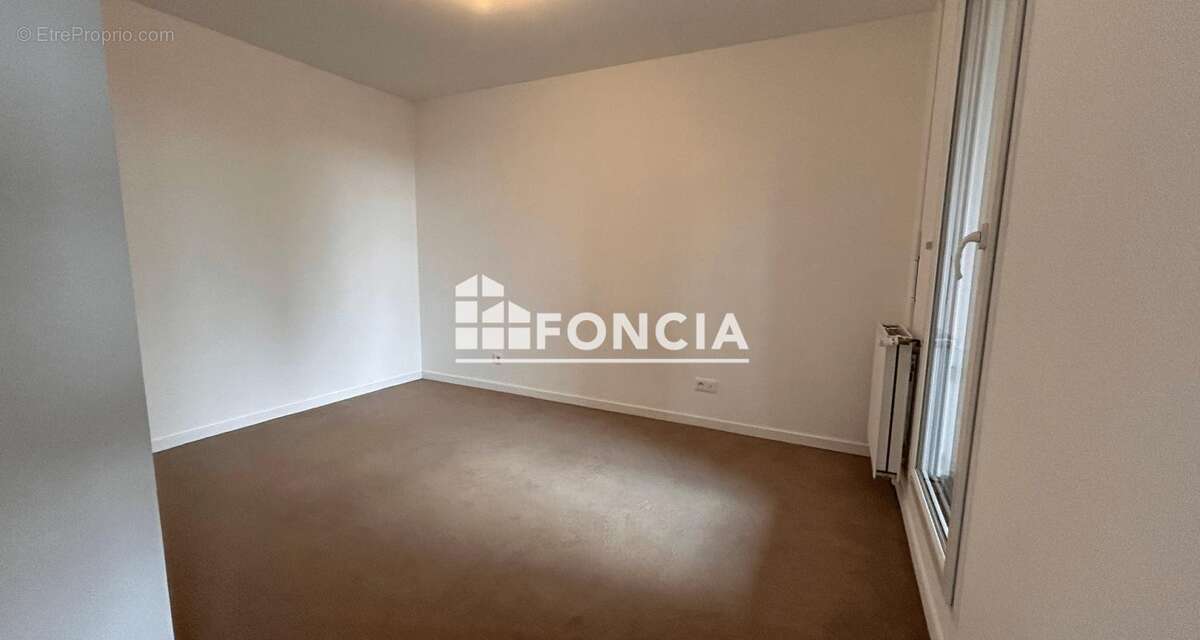 Appartement à DREUIL-LES-AMIENS