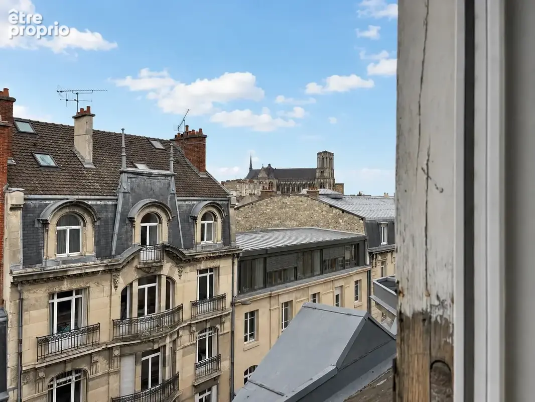 Dernier etage hyper centre proche gare - photo 13
