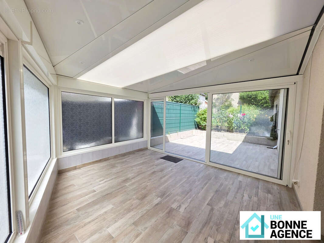 Maison 140 m² à Monteaux  - photo 5