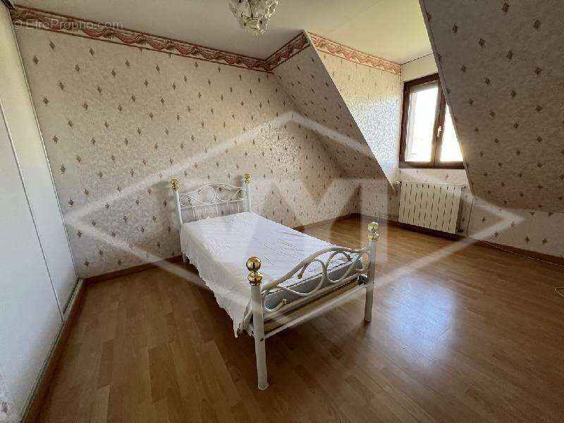 Maison à QUINCY-SOUS-SENART