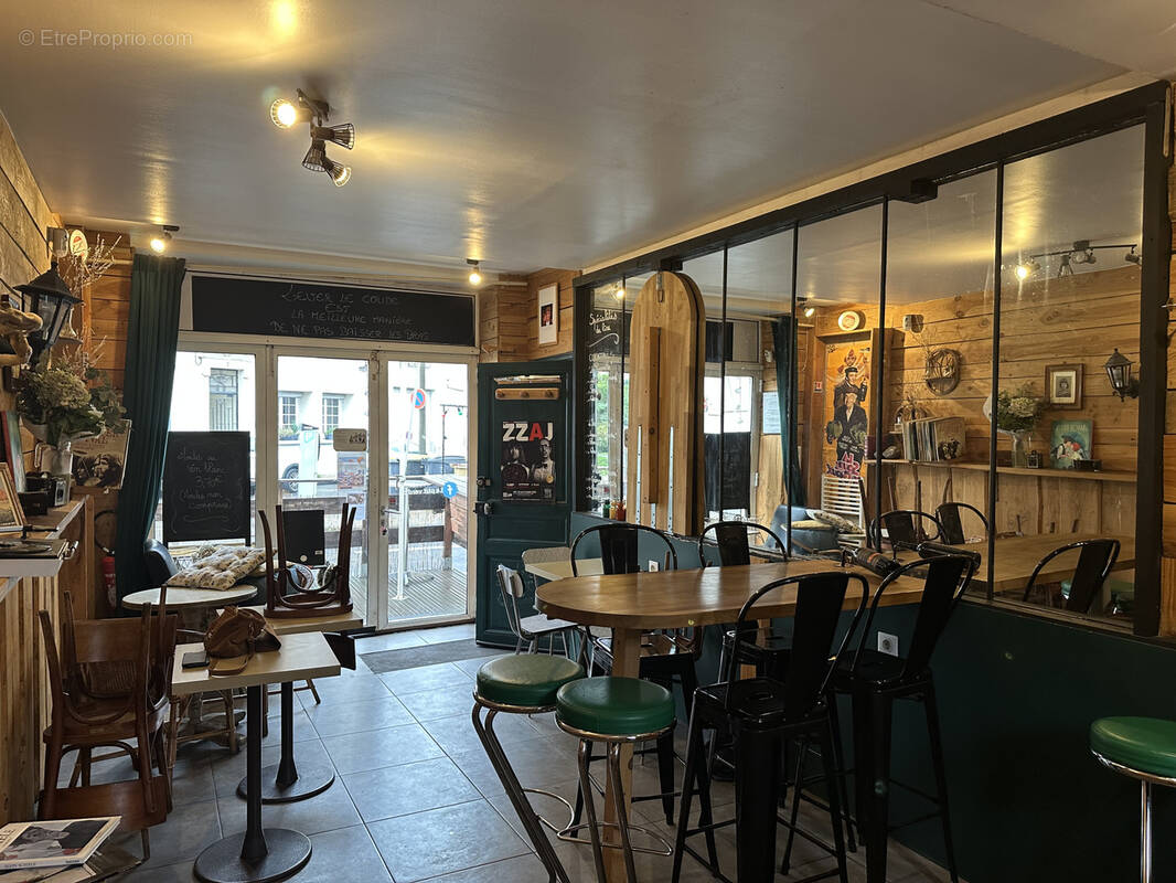 Commerce à CHAMALIERES