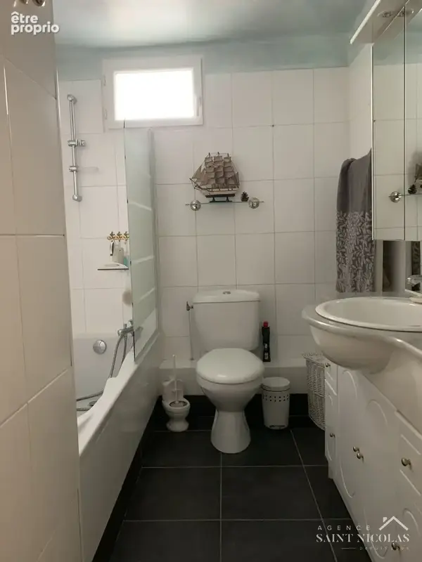 MEULAN CENTRE, maison de ville avec cour et garage, appartement type LOFT de 174 m2 et studio 40m2 - photo 18