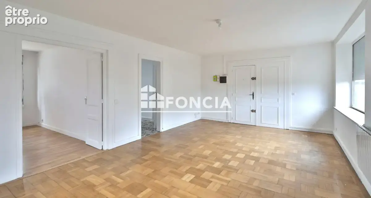 Appartement à HOUILLES
