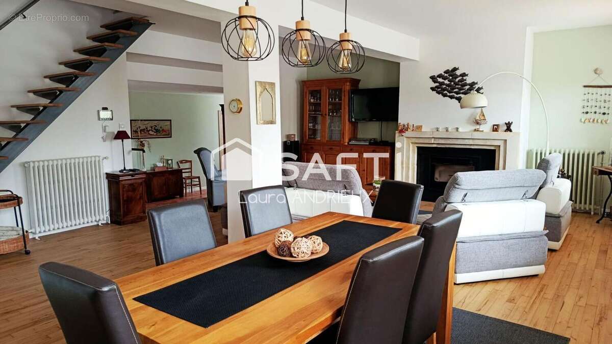 Maison 183 m² à Grepiac  - photo 3