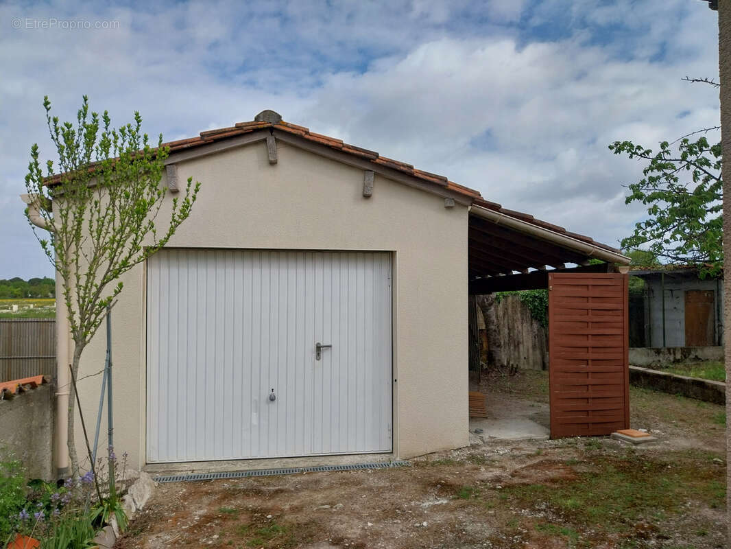 Maison à CHATEAUBERNARD