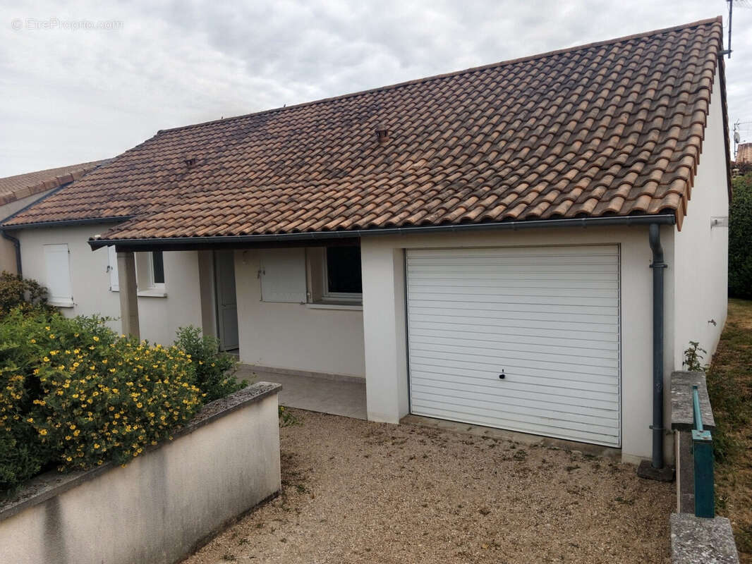 Maison à MIGNALOUX-BEAUVOIR