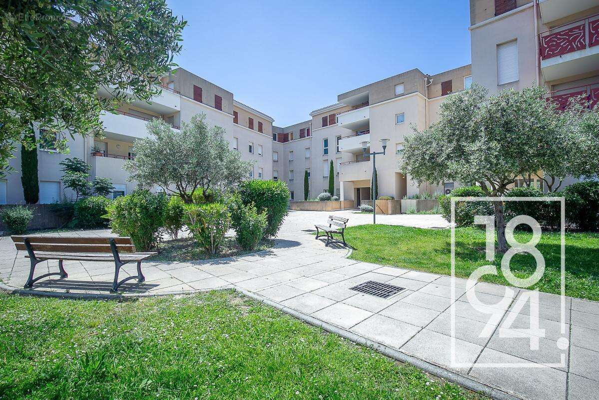 Appartement à PELISSANNE