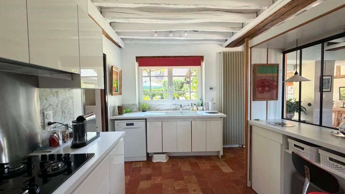 Maison à HOUDAN