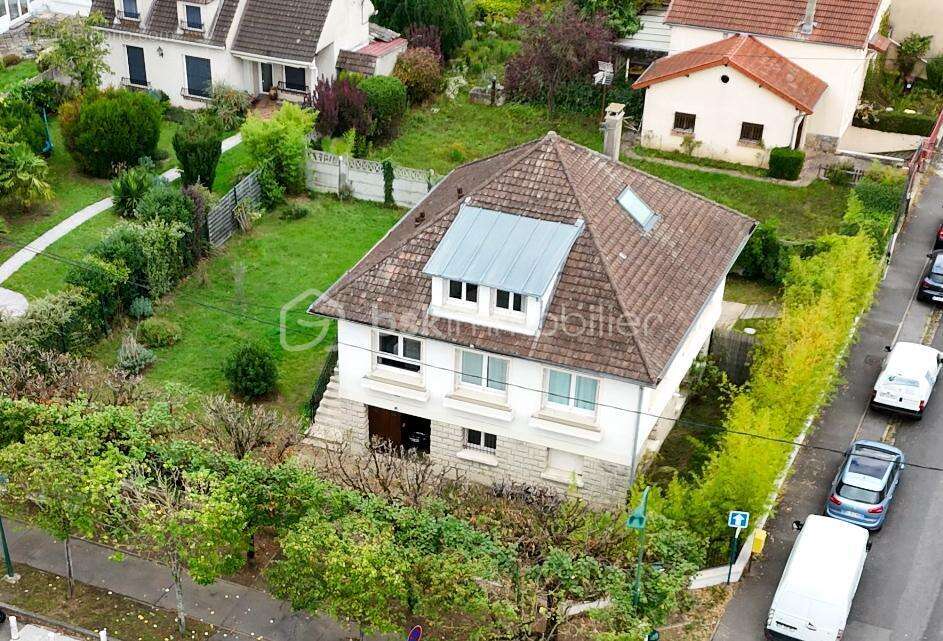 Maison à VAIRES-SUR-MARNE