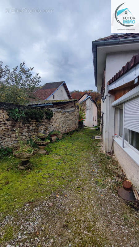 Maison à VILLARS-SOUS-ECOT