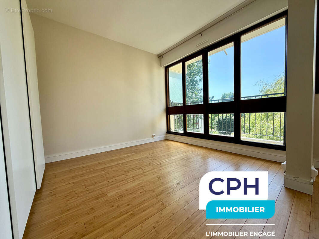Appartement à LE CHESNAY