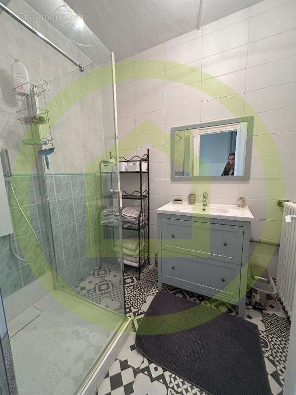 Appartement à REBAIS