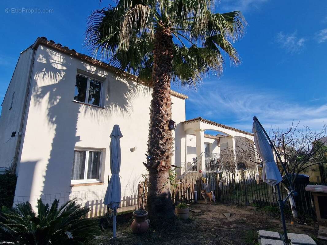 Maison à MEZE