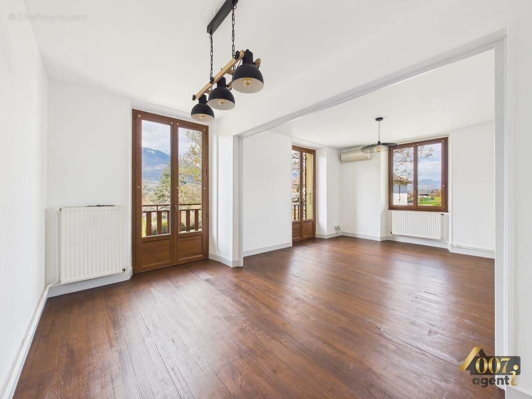 Appartement à NOTRE-DAME-DES-MILLIERES