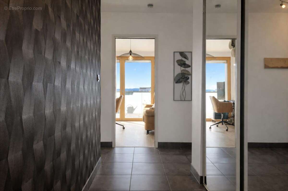Appartement à LYON-8E