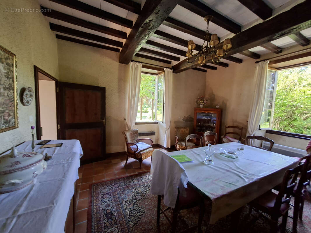 Maison à MIRANDE