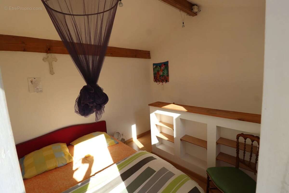 Maison à SAINT-PRIVAT-DES-VIEUX