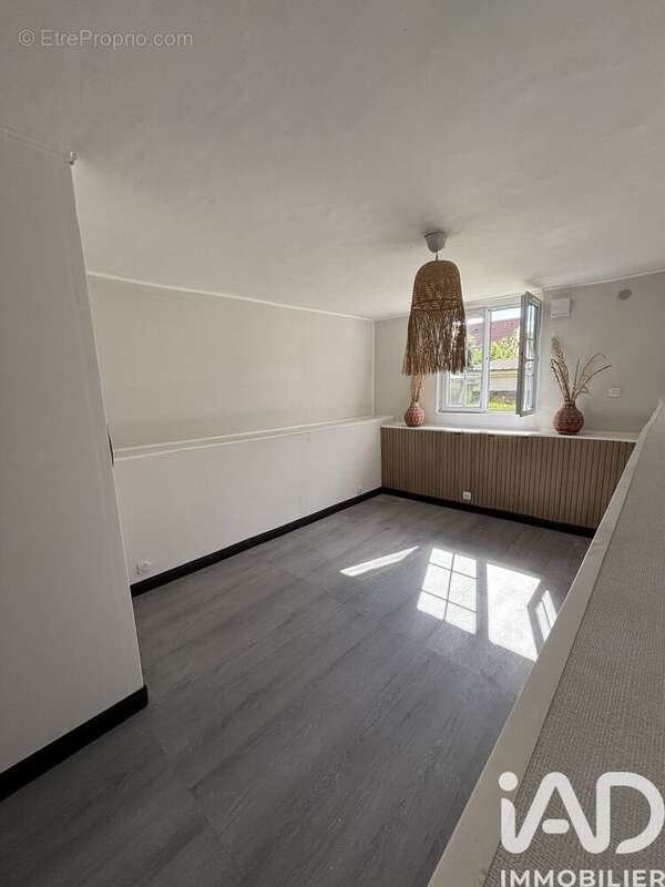 Photo 8 - Appartement à MARLY-LA-VILLE