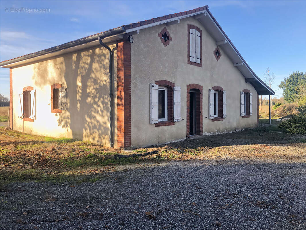 Maison à HAUT-MAUCO