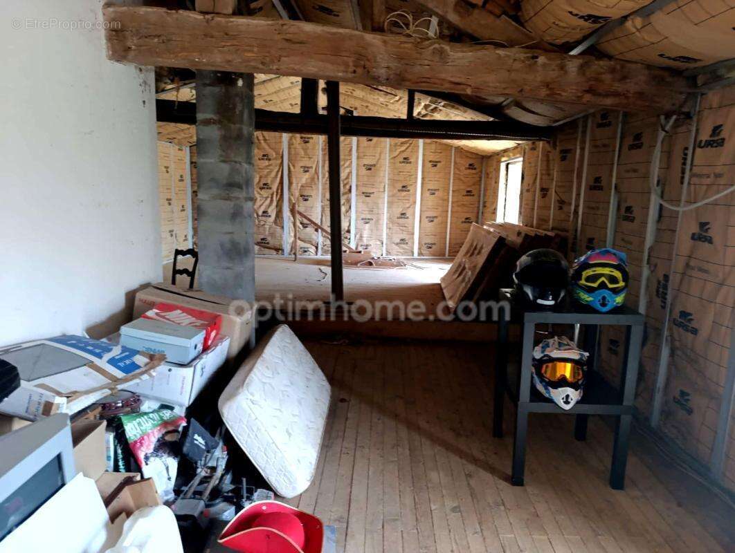 Longère à rénover dans un petit hameau - photo 11