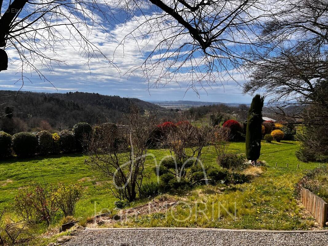 Maison à SAINT-BARDOUX