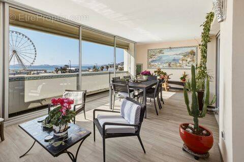 Appartement à MARSEILLE