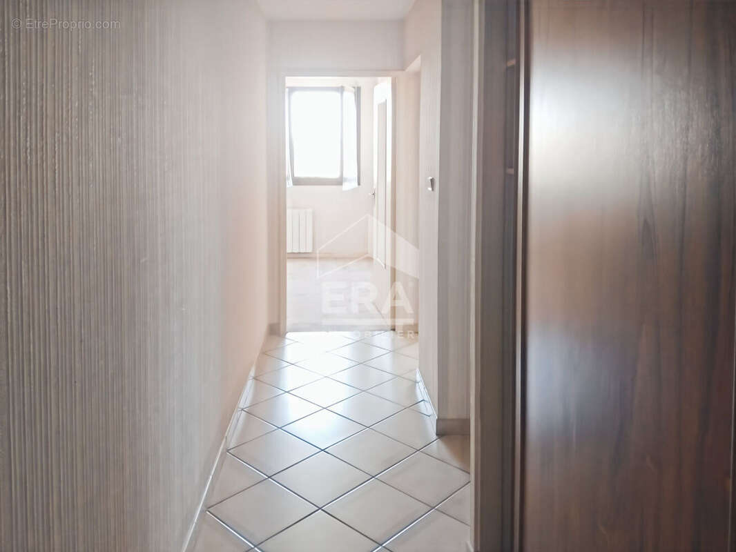 Appartement 73m² à lyon 8e arrondissement - photo 7
