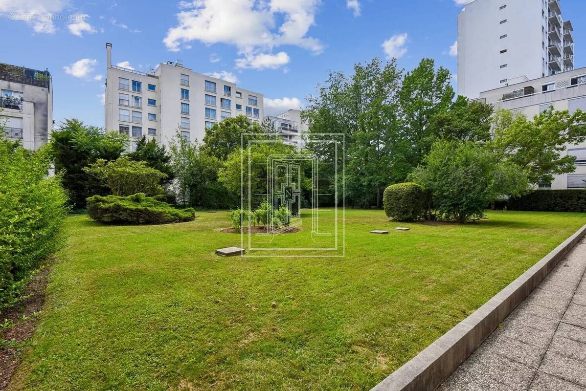 Appartement à BOULOGNE-BILLANCOURT