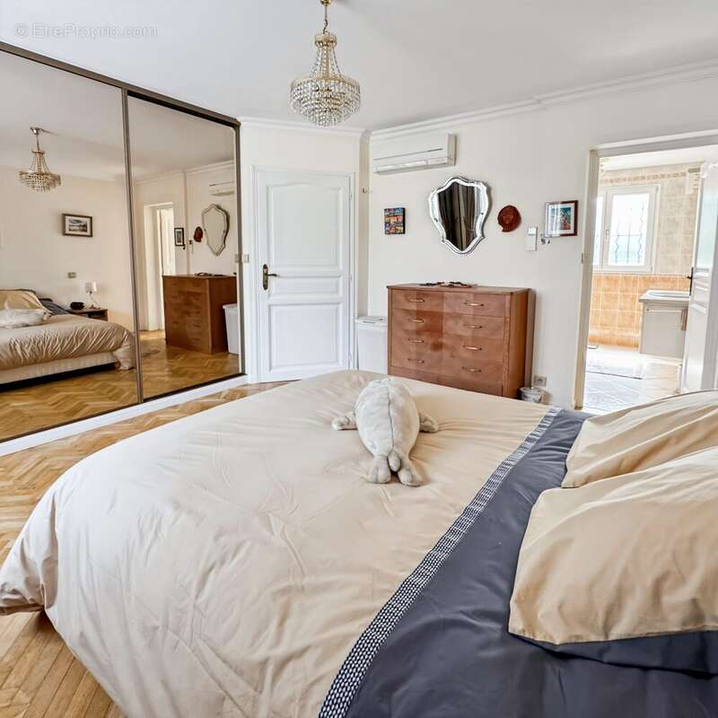 Maison à BRY-SUR-MARNE