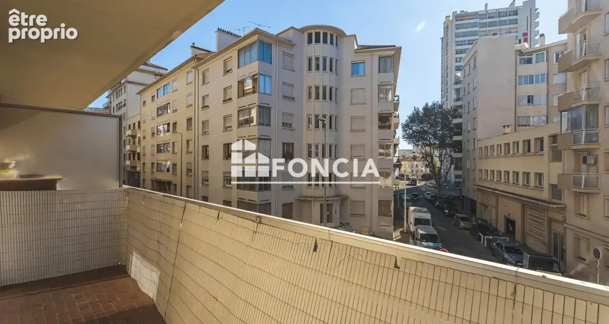 Toulon, appartement T2 à rénover, centre-ville - photo 9