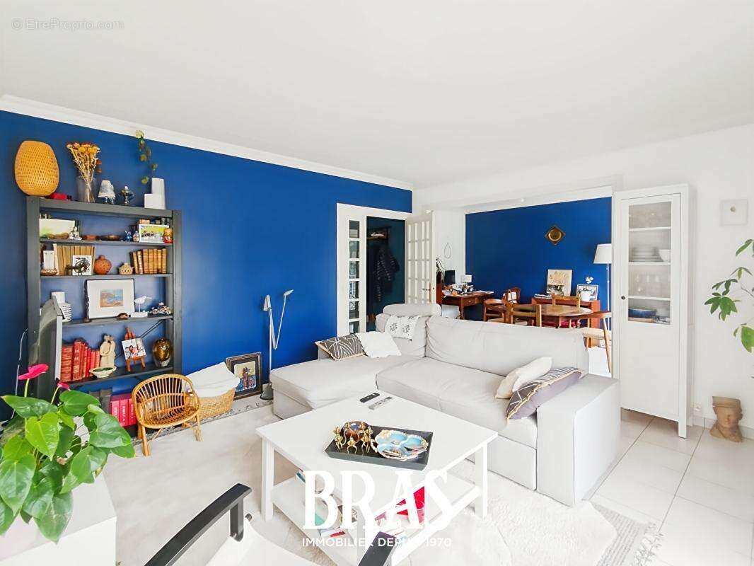 Appartement à REZE